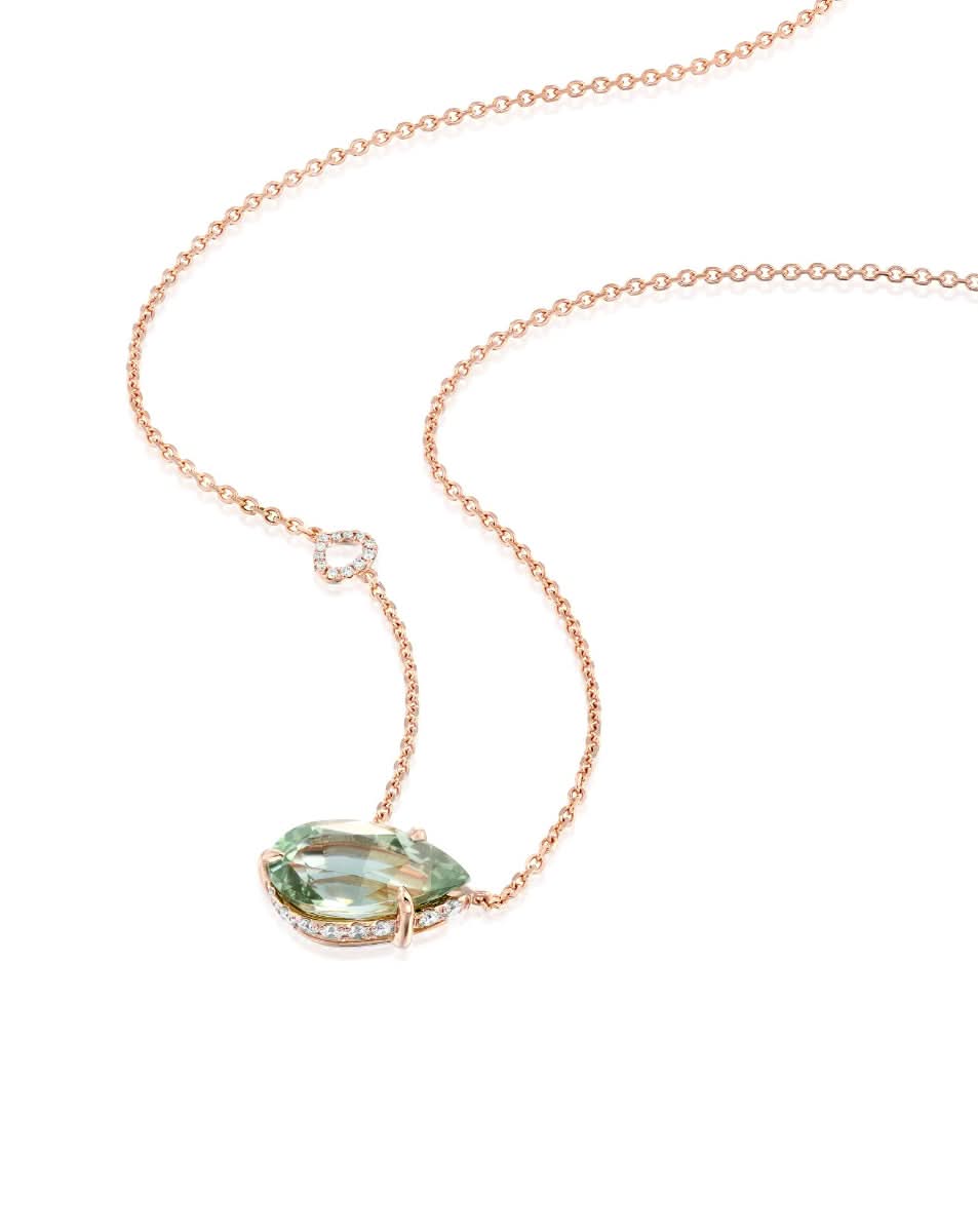 color: Rose Gold