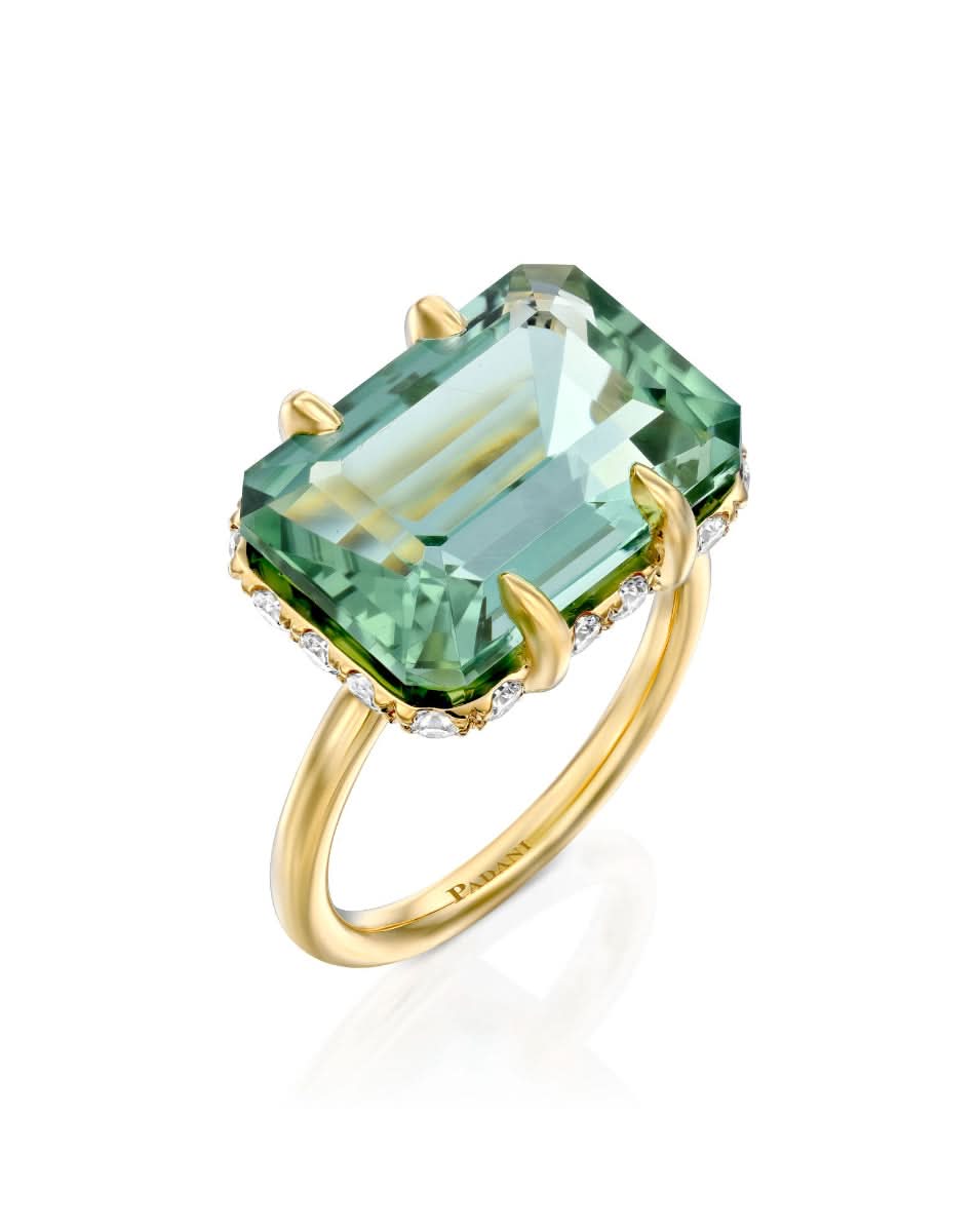color: Yellow Gold