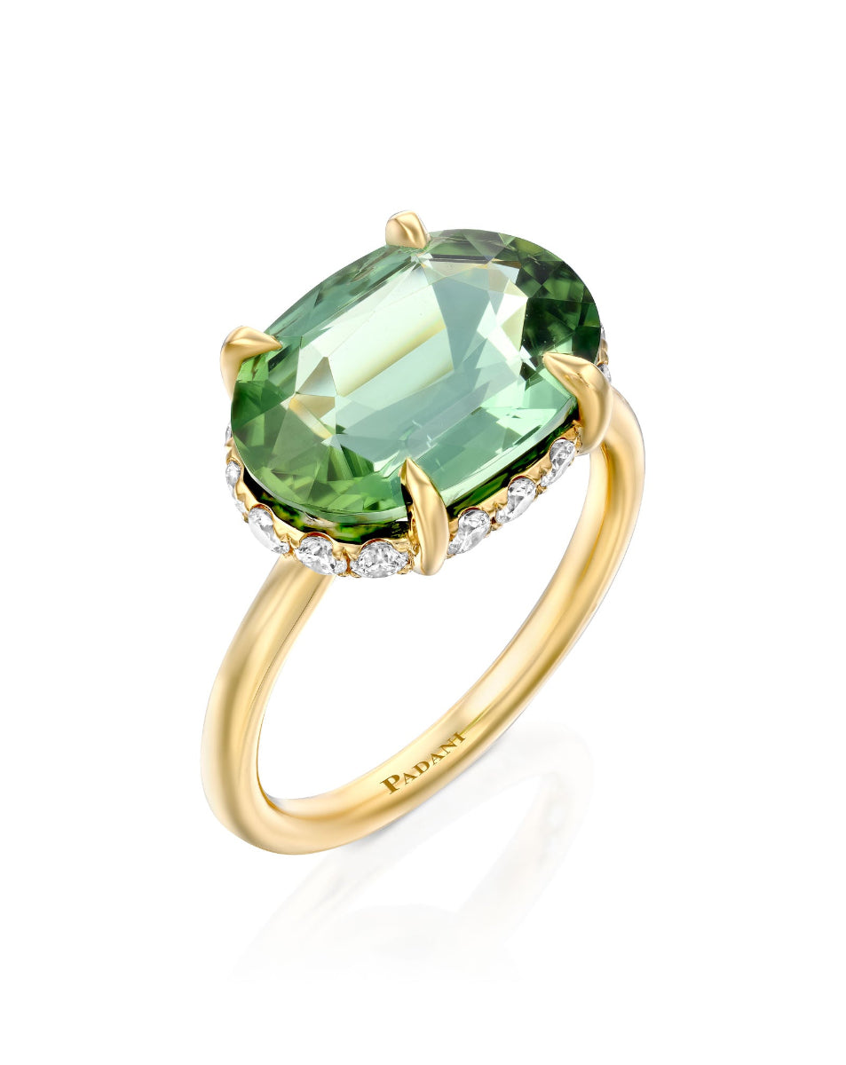 color: Yellow Gold