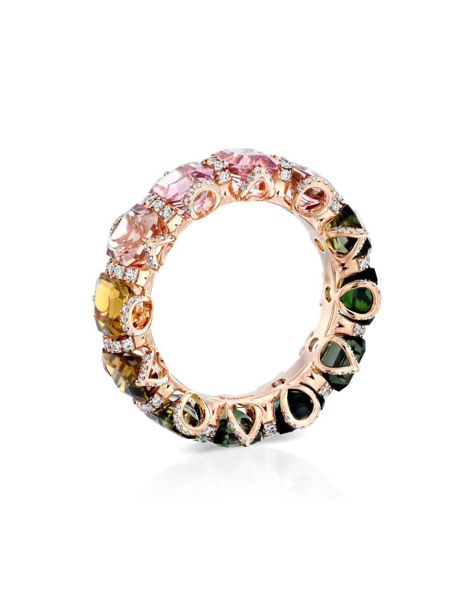 color: Rose Gold