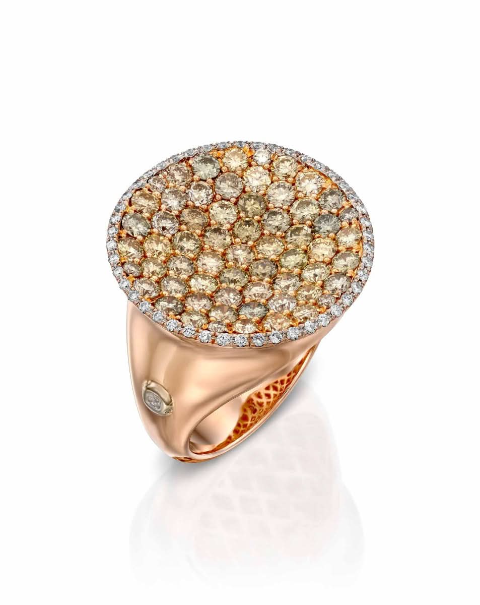 color: Rose Gold