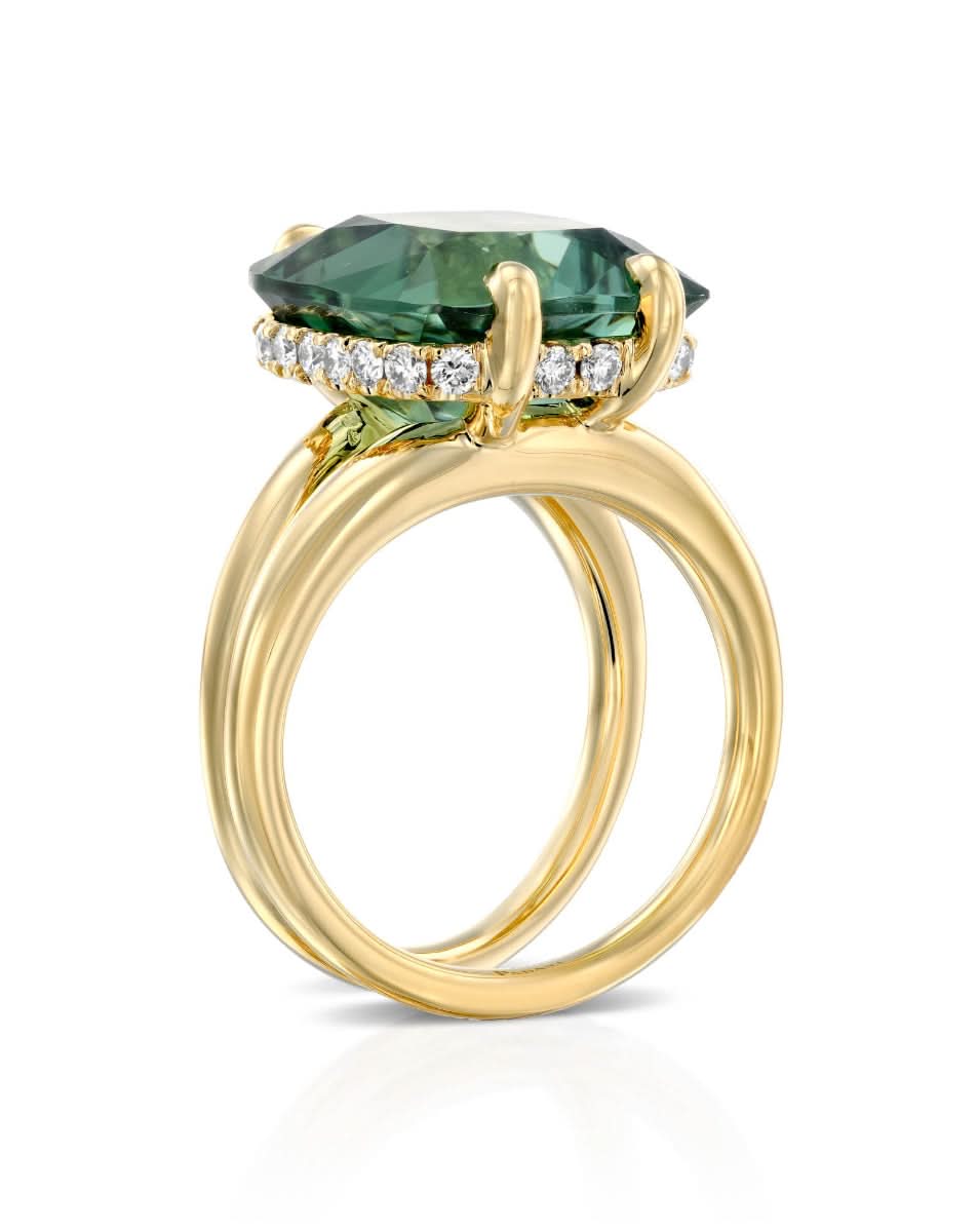 color: Yellow Gold