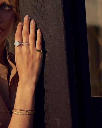 color: Yellow Gold