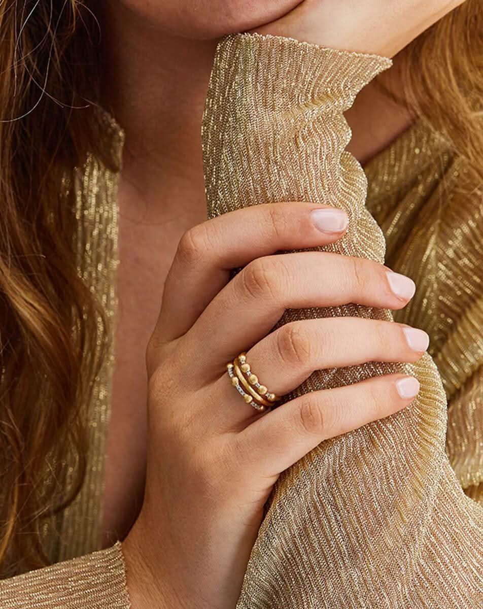 color: Yellow Gold