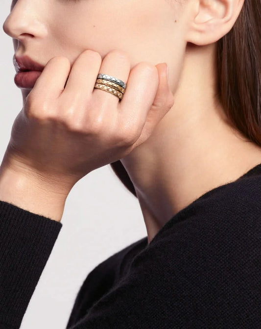 COCO CRUSH THIN WHITE GOLD RING