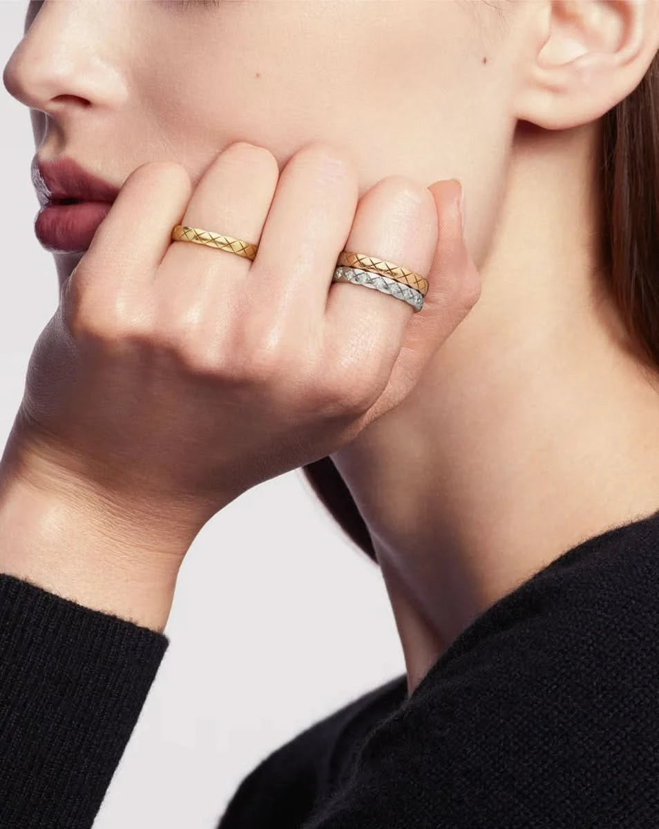 color: Yellow Gold
