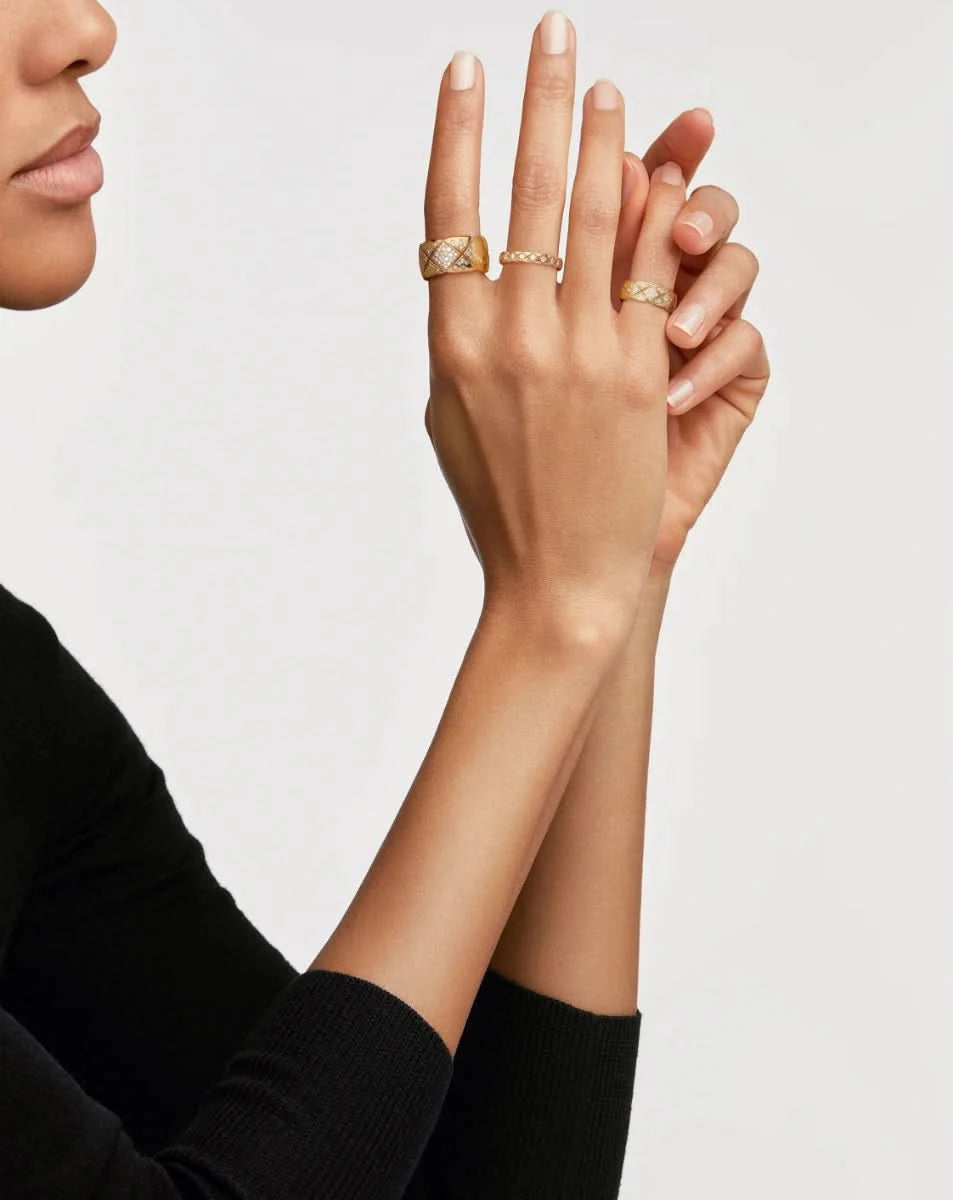color: Yellow Gold
