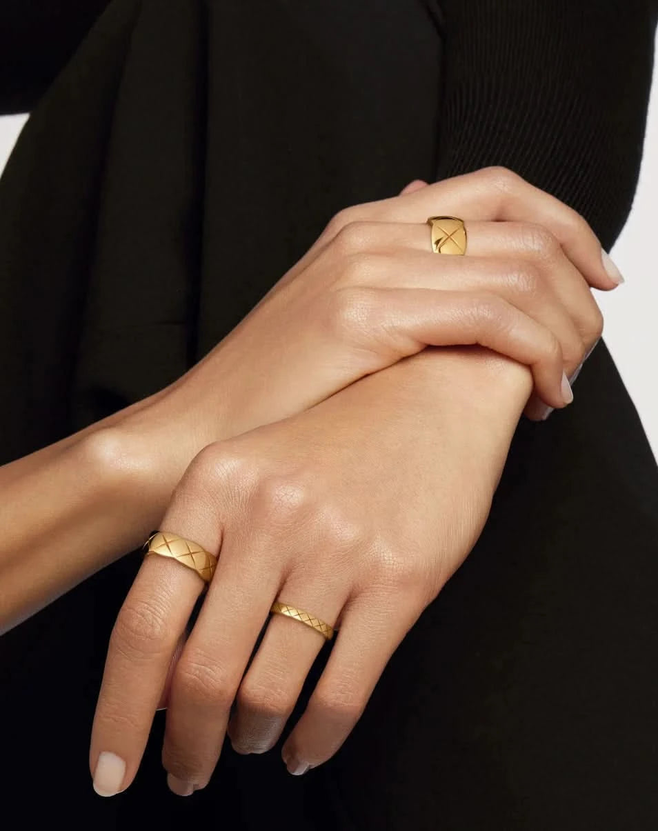 color: Yellow Gold