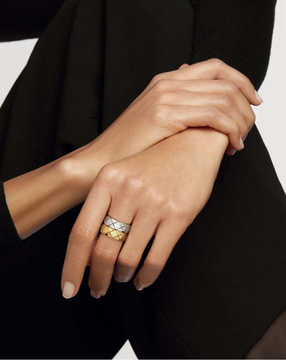 color: Yellow Gold