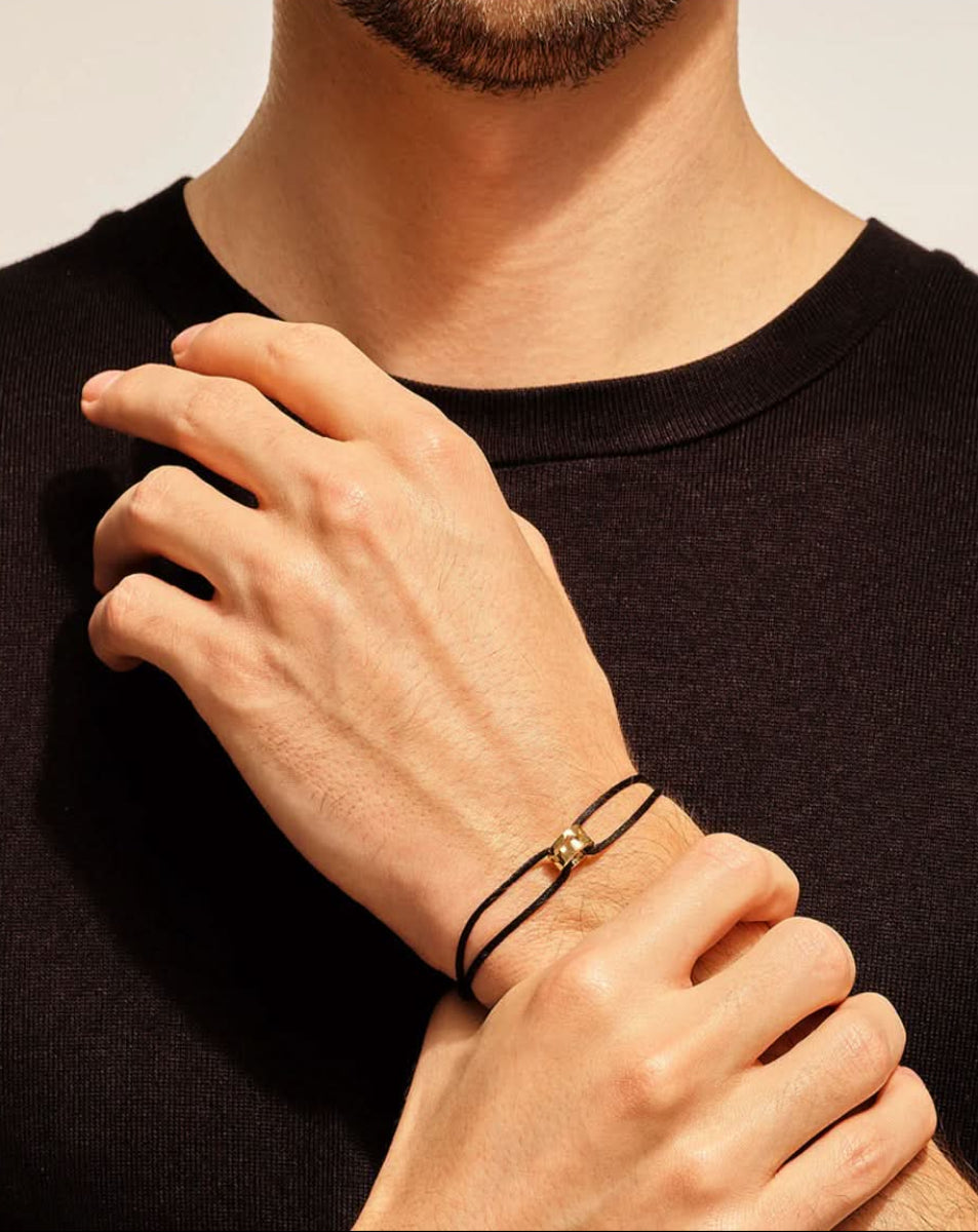 color: Yellow Gold