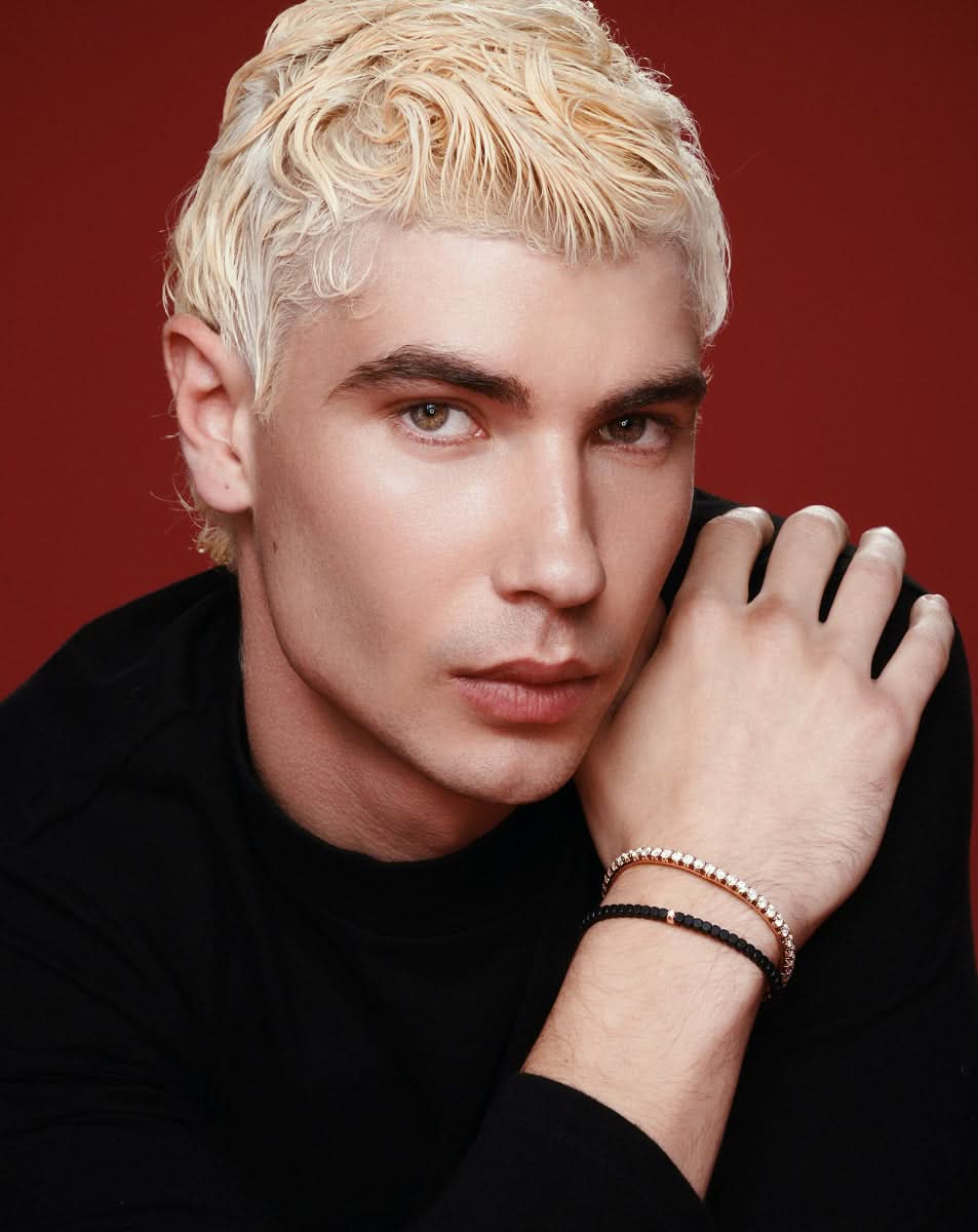 color: Rose Gold