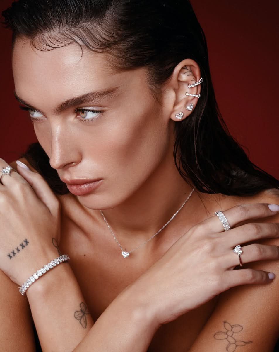 color: White Gold
