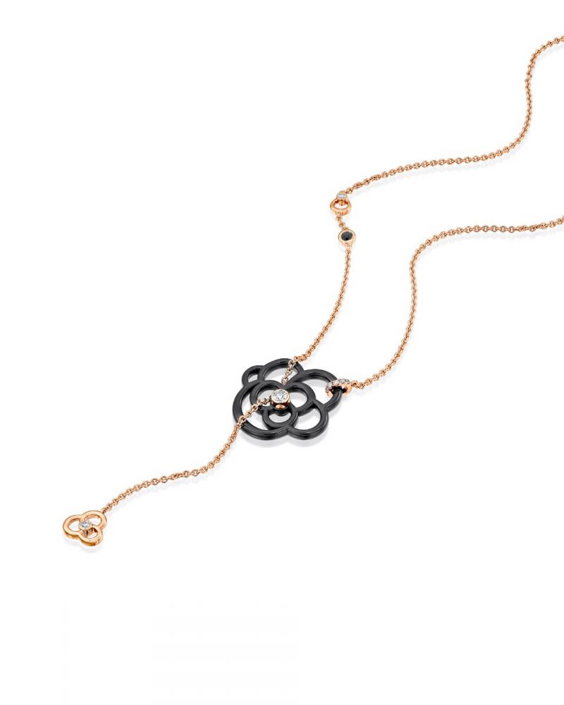 color: Rose Gold