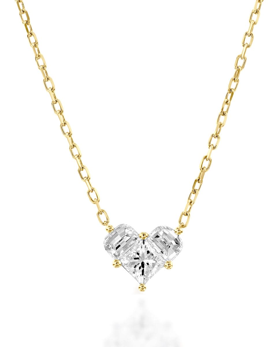 Color: Yellow Gold