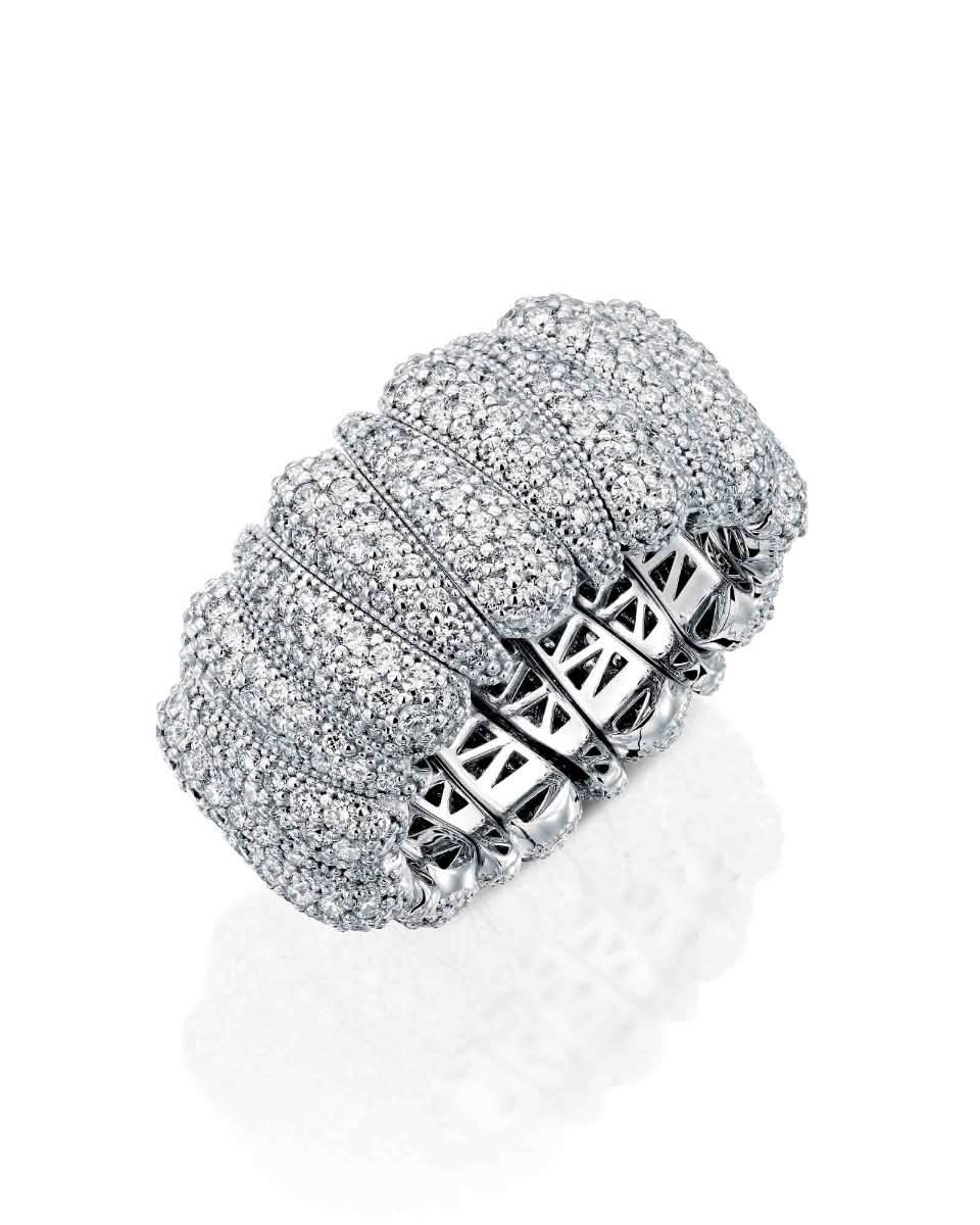 color: White Gold