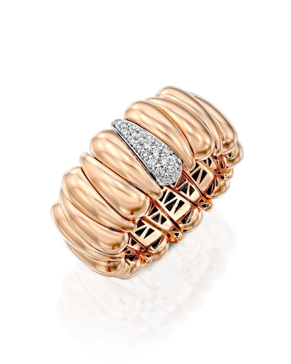 color: Rose Gold