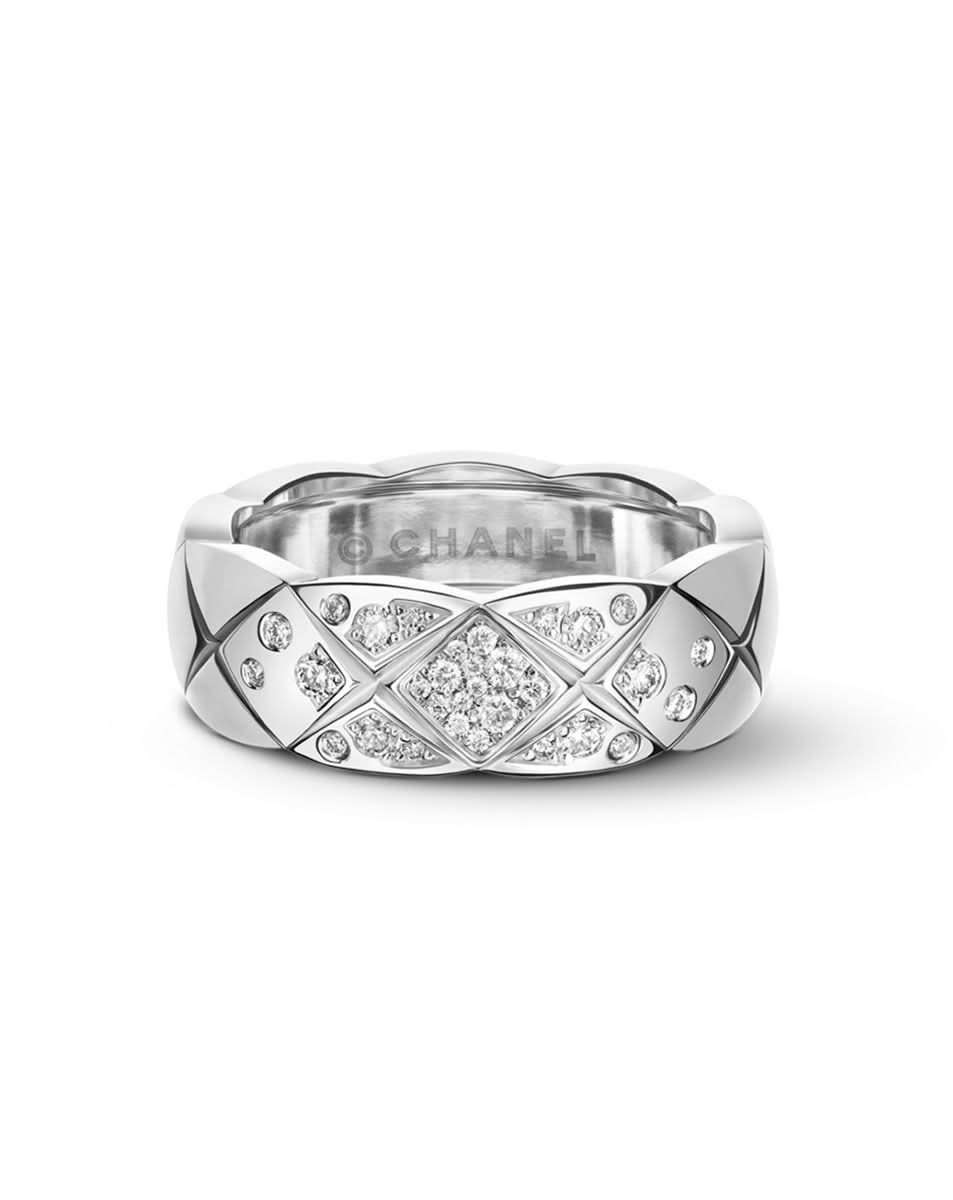 color: White Gold