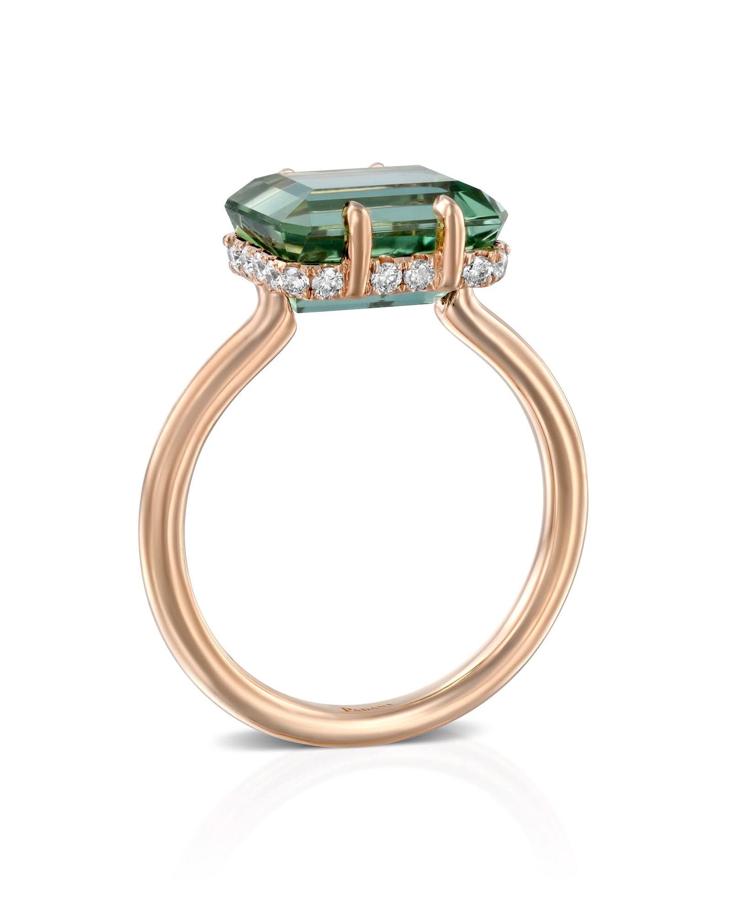 color: Rose Gold