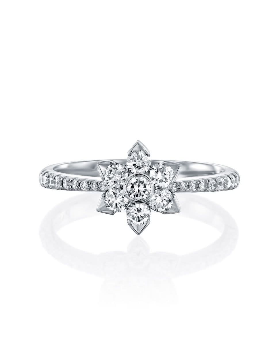 color: White Gold