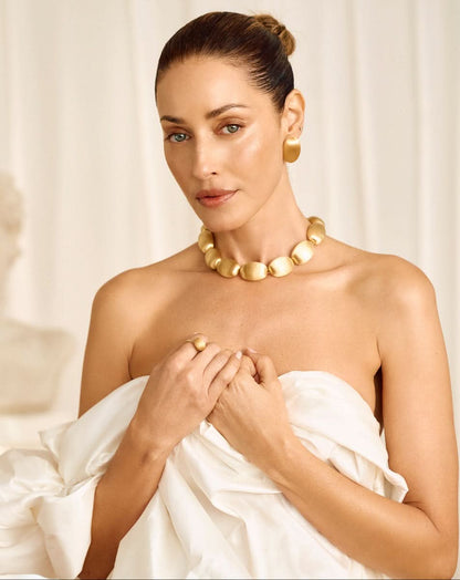 color: Yellow Gold