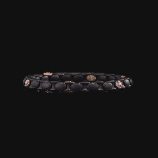 color: Rose Gold