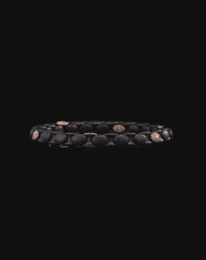color: Rose Gold