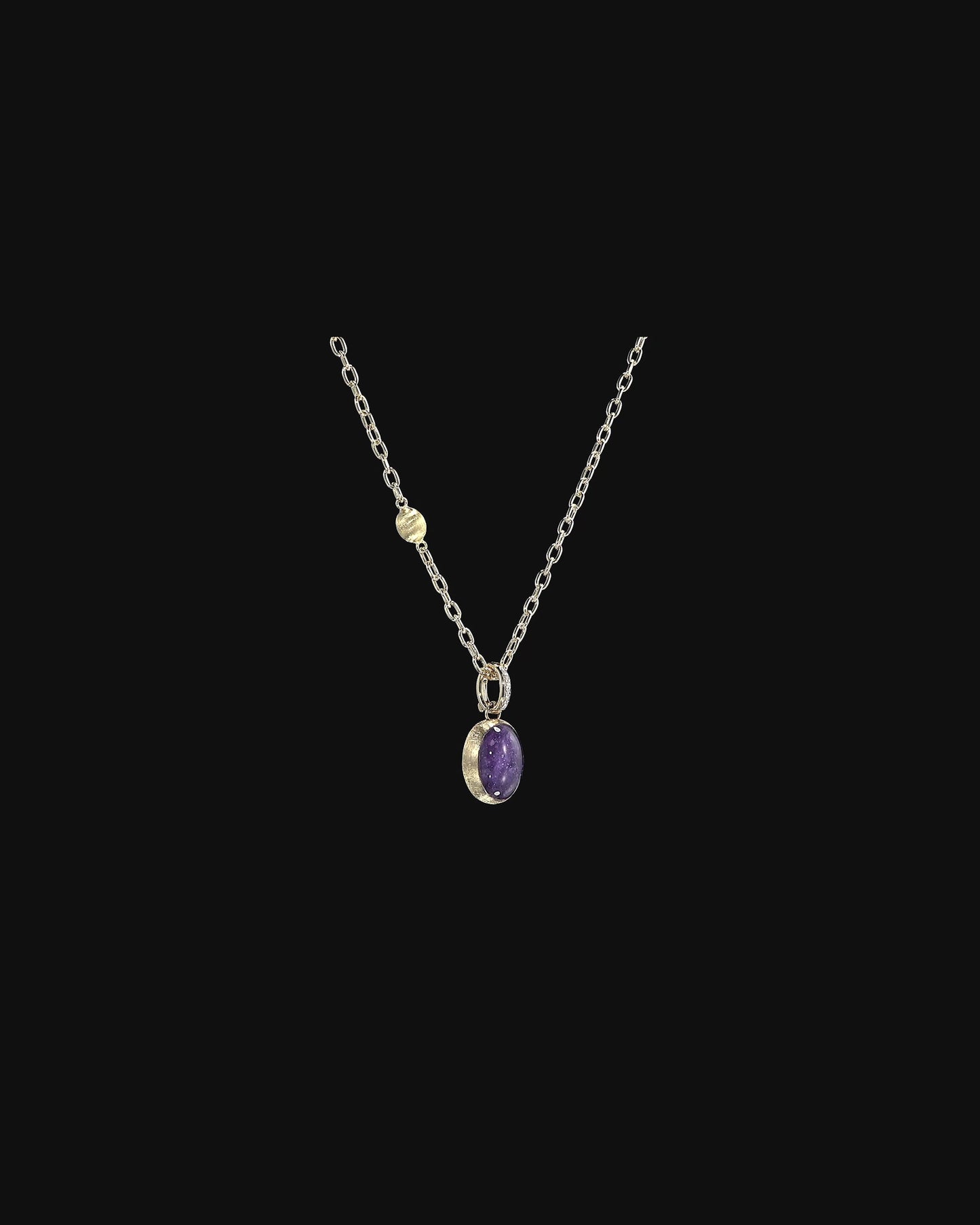 color: Yellow Gold