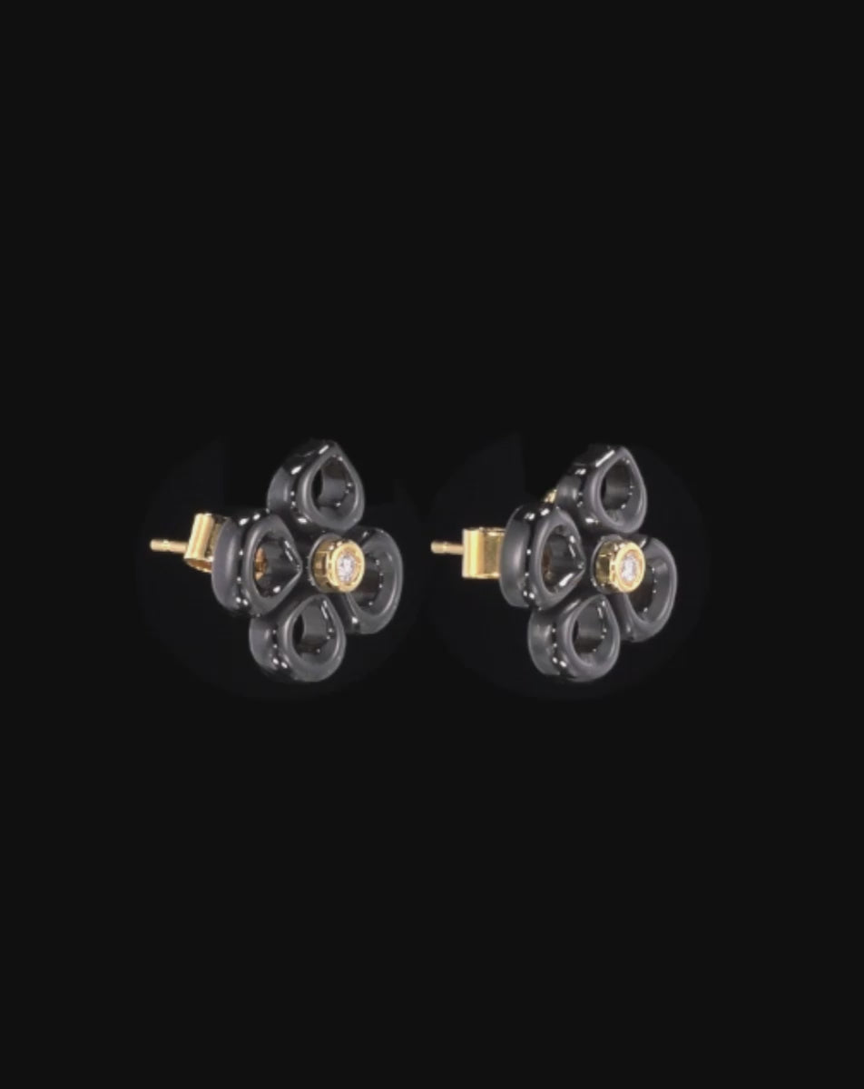color: White Gold; color: Yellow Gold; color: Rose Gold;