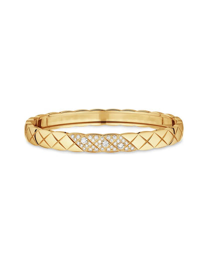 color: Yellow Gold