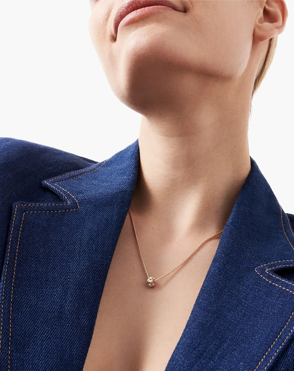 color: Rose Gold