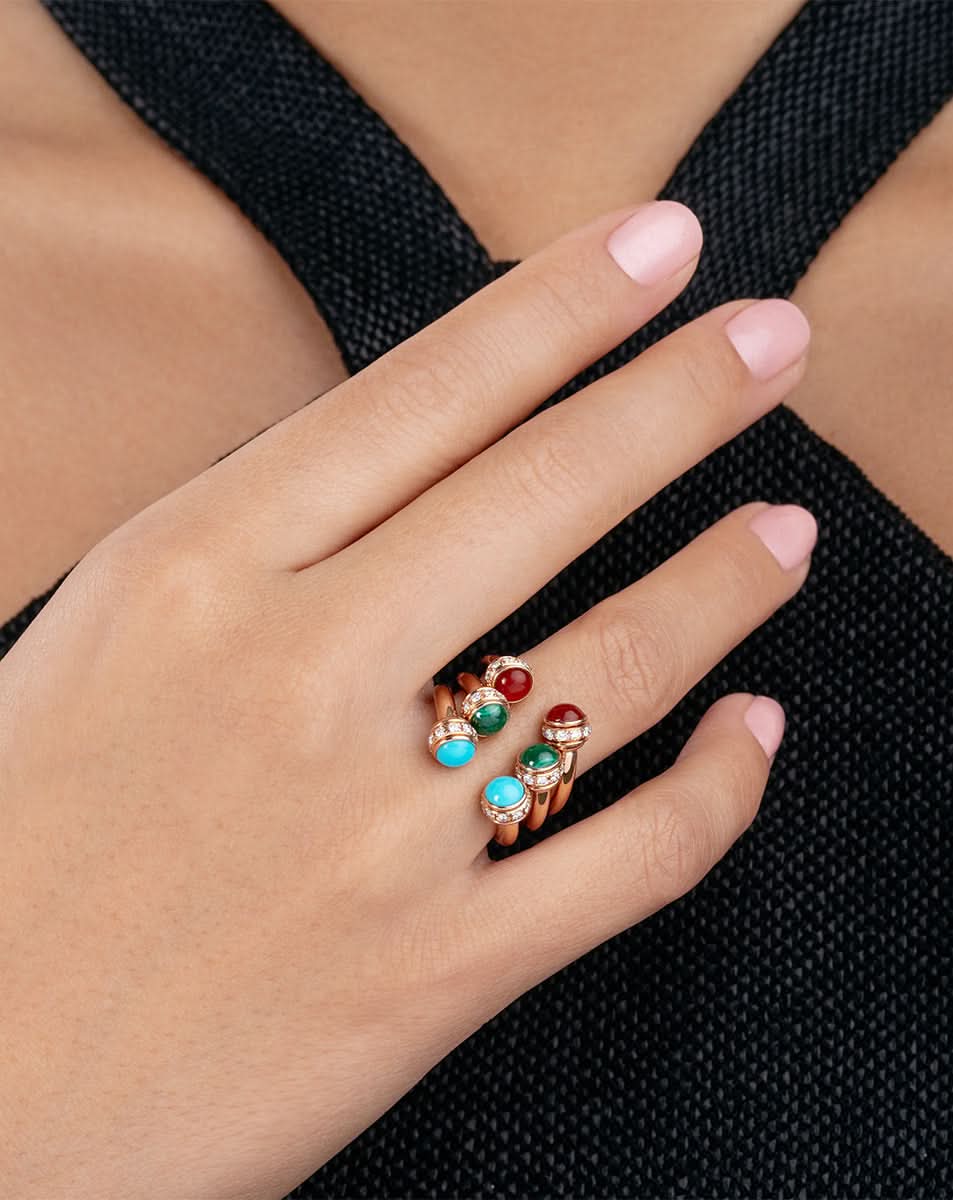 color: Rose Gold