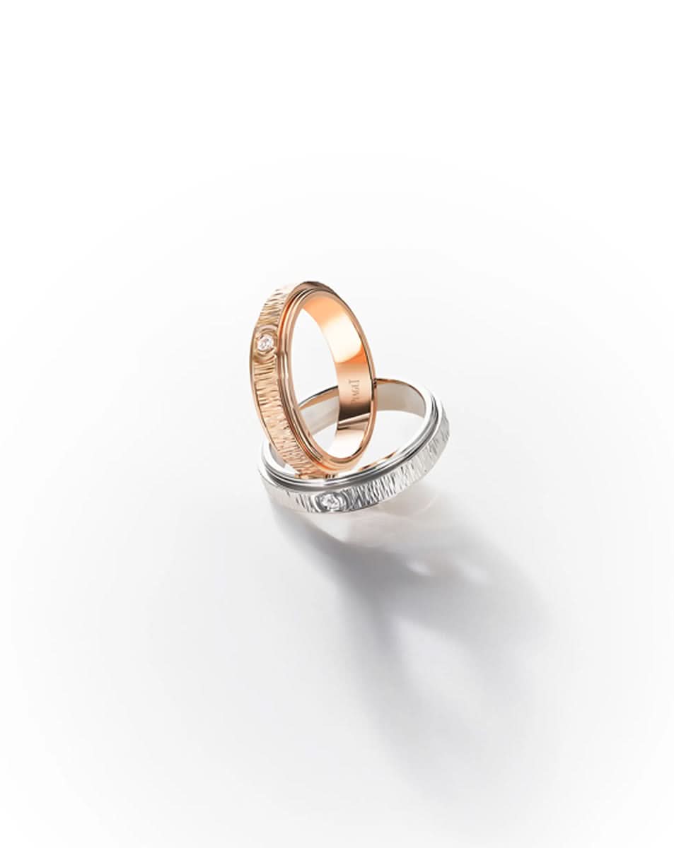 color: White Gold
