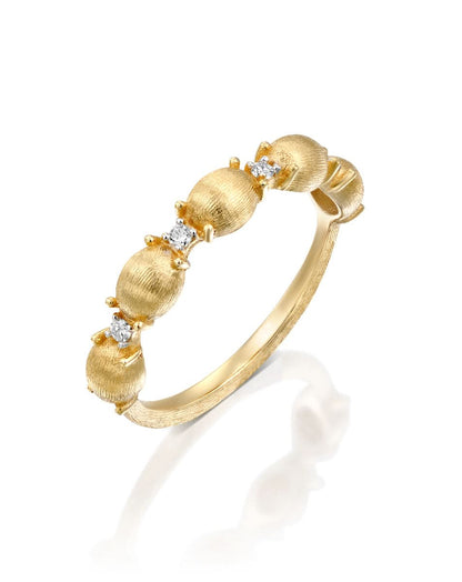 color: Yellow Gold