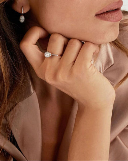color: Rose Gold
