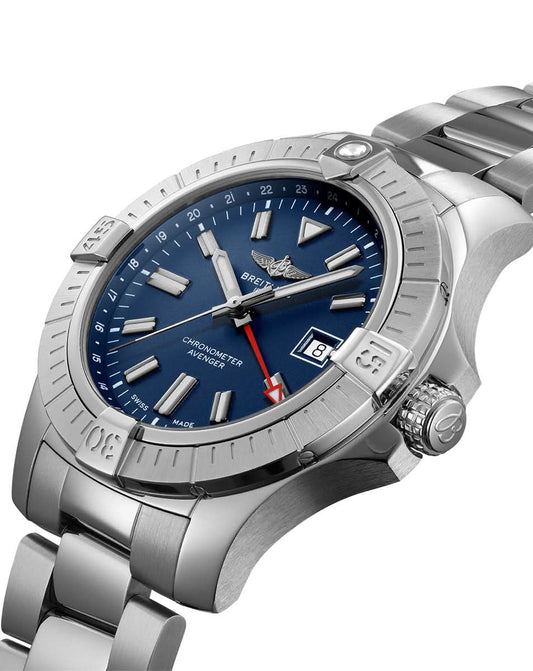 BREITLING AVENGER Watch