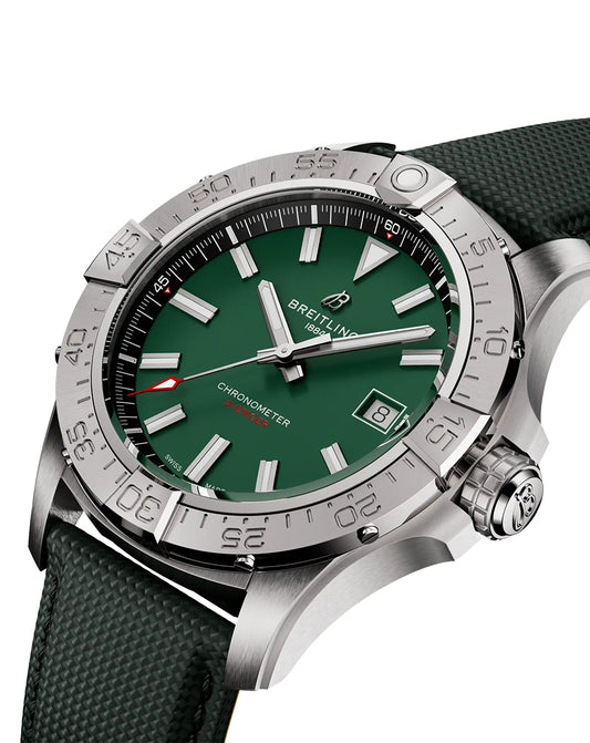 BREITLING AVENGER Watch