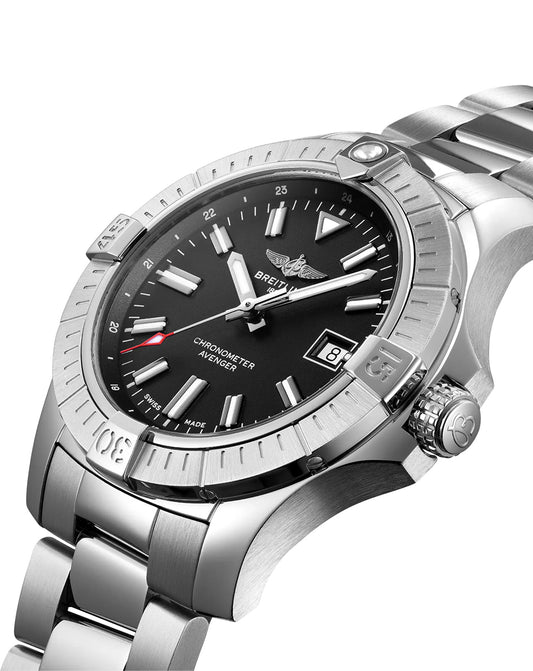 BREITLING AVENGER Watch